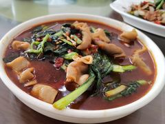 -胡子饮食店