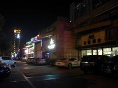 -正阳南港商业街-停车场