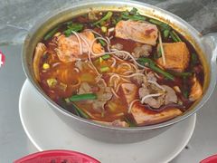 -铁锅哥米线