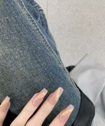 -赢韵美甲美睫瑞士净斑中心