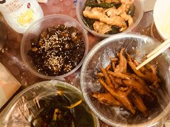 毛姨鸡爪-毛姨鸡爪