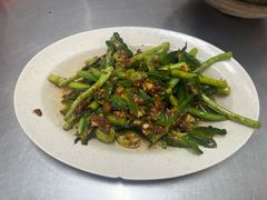 -明记烧鱼美味店