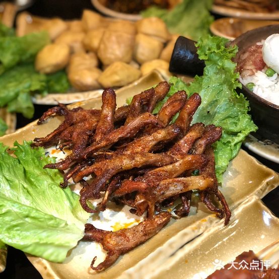 鑫聚老二烧烤(玉泉湖小区店)