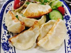马蹄锅贴-长人馄饨铺(解放街店)