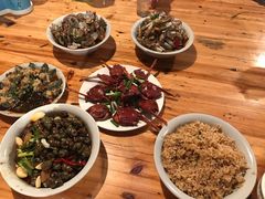 -冶建镜子·老南昌大排档·江西虾王(总店)