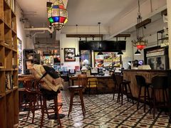 -拖板鞋咖啡旅行酒店(春熙路地铁站店)