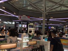-日上免税店(三径路t3店)