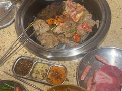 -姜胖胖韩式自助烤肉(光明万达店)