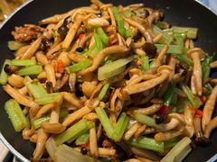 -小菜园新徽菜(青岛市南万象城店)