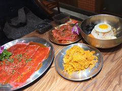 -明洞阿姨·韩式酱蟹烤肉·创意料理(三元桥店)