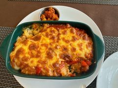 -悦享绿山墙西餐厅