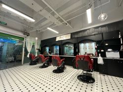 -老男孩男士理容馆·理发·烫染·修面