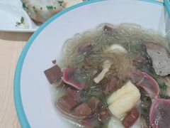 油豆腐鸭血粉丝汤-小杨生煎(湟普汇店)