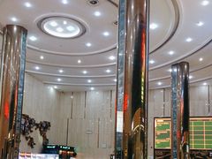 -武汉华夏国际影城(鲁广店)