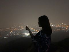 -鬼笑石后山停车场