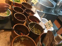 -云阿蛮云南生烫牛肉米线(奉贤路店)