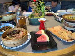 -头上红煨盐鸡·非遗院子餐厅