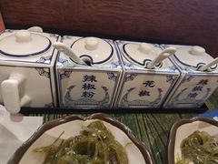 -鑫花溪牛肉米粉(东环大润发店)