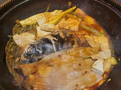 -咱屯子铁锅炖直营店(保利店)