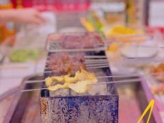 -喜悦小串丹东小黄牛海鲜烧烤大排档(民主广场店)
