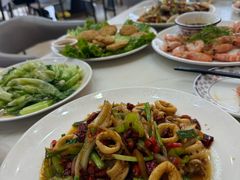 -覃记海鲜美食餐厅