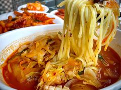 辣海鲜面-桃园中华料理炸酱面(燕儿岛路店)