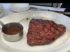 -马克西姆俄罗斯餐厅(通亚街店)