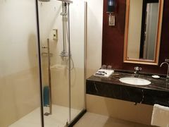 -大连长城大饭店(西安路地铁站店)