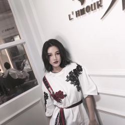 -变画·发型STUDIO