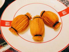 金枕榴莲酥-夏宫中餐厅(香格里拉大酒店)
