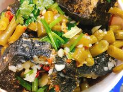 -黑色经典·长沙臭豆腐(粤华路店)