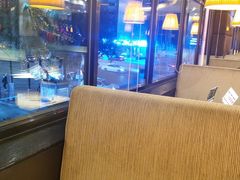 -必胜客(机场路店)