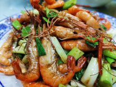 葱炒河虾-广迎居老正兴菜馆
