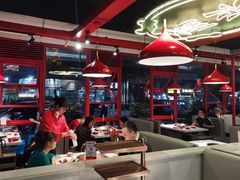 大堂-蜀滋香鲜鱼美蛙火锅(339店)