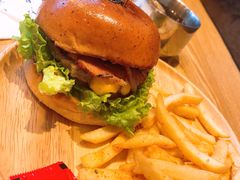 -龙治汉堡(中华城店)
