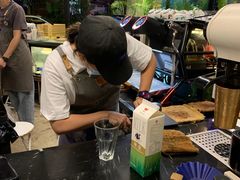 -邊渡咖啡