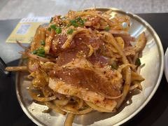 -红东阁东北菜烤肉酒馆(CROSS万象汇店)