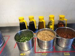 -包整·丝娃娃(一览甲秀楼风景店)