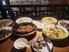 -老外婆渔村·传统宁波菜(骆驼爱琴海店)