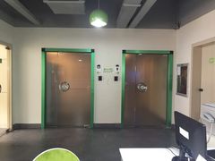 -栖游青年旅舍(华强北地铁站店)