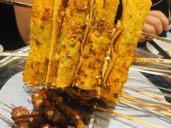 -记忆串城·东北烧烤·小龙虾·大型团建(南油店)