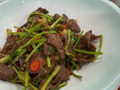 -湖南人家湘菜馆(镇江路店)