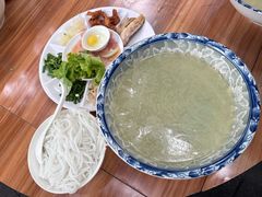 -德致祥云南过桥米线(云天小苑店)