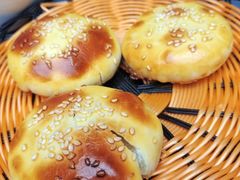 野生菌烧饼-蔼若春.传承三十年云南菜(金碧公园店)