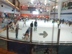 -正佳冰河湾真冰滑冰场