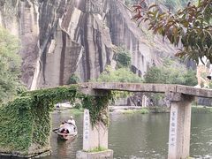 -绍兴东湖风景区