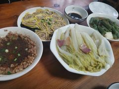 -玲燕蒸菜馆(江东路店)
