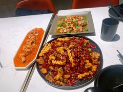 -本来精品川菜(嘉里中心店)