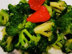 -伊带伊路新疆美食府(呼家楼店)