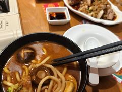 -肥仔文澳门猪骨煲(南京西路店)